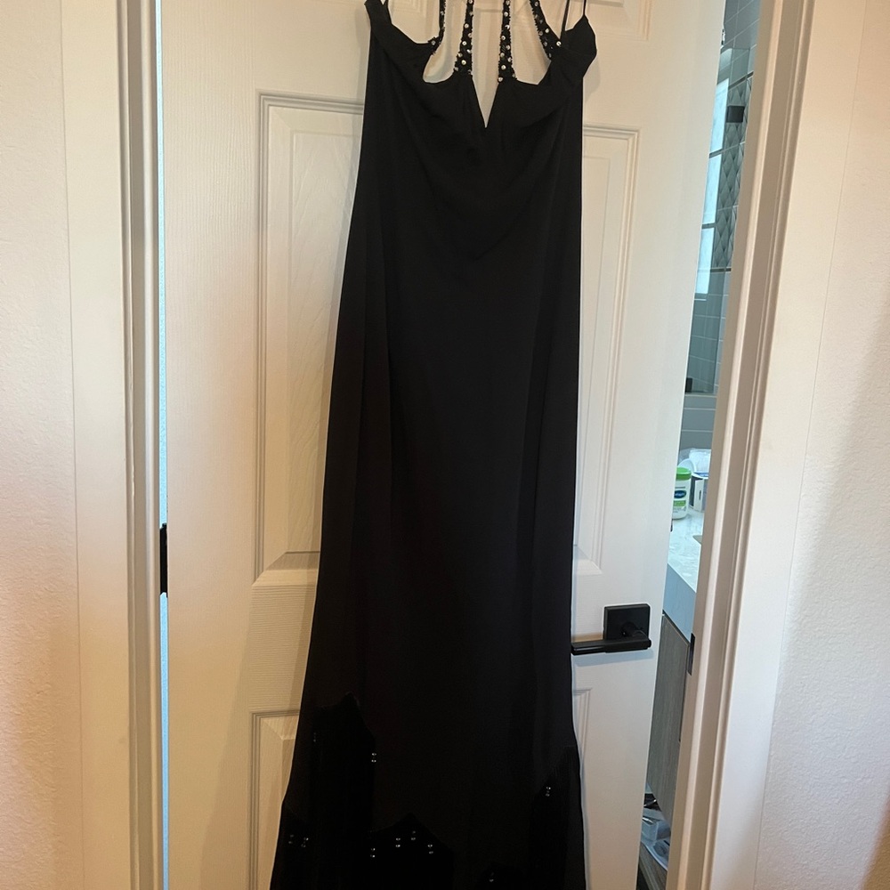 Elegant Black Evening Gown